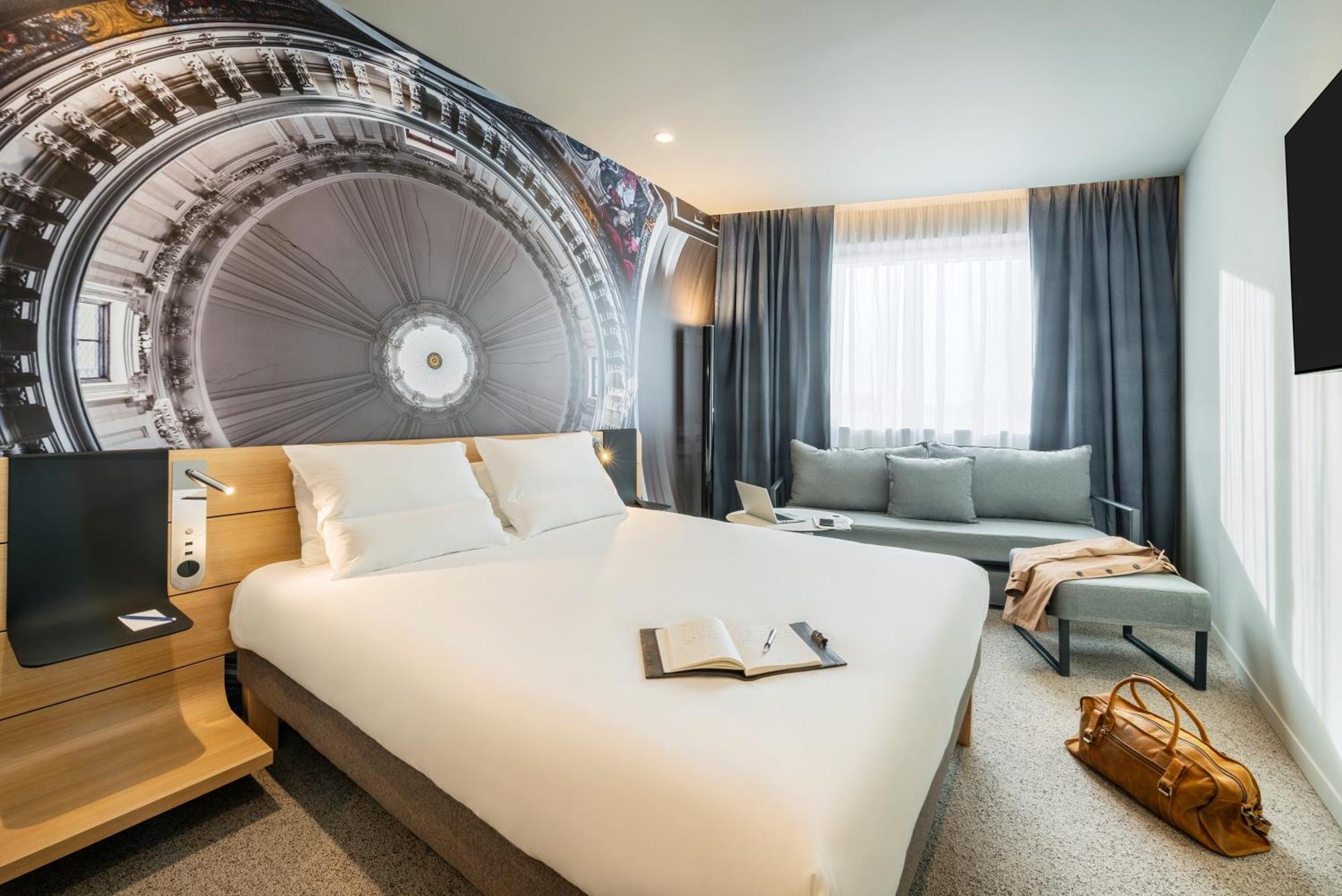 Novotel Paris 20 Belleville Bagian luar foto