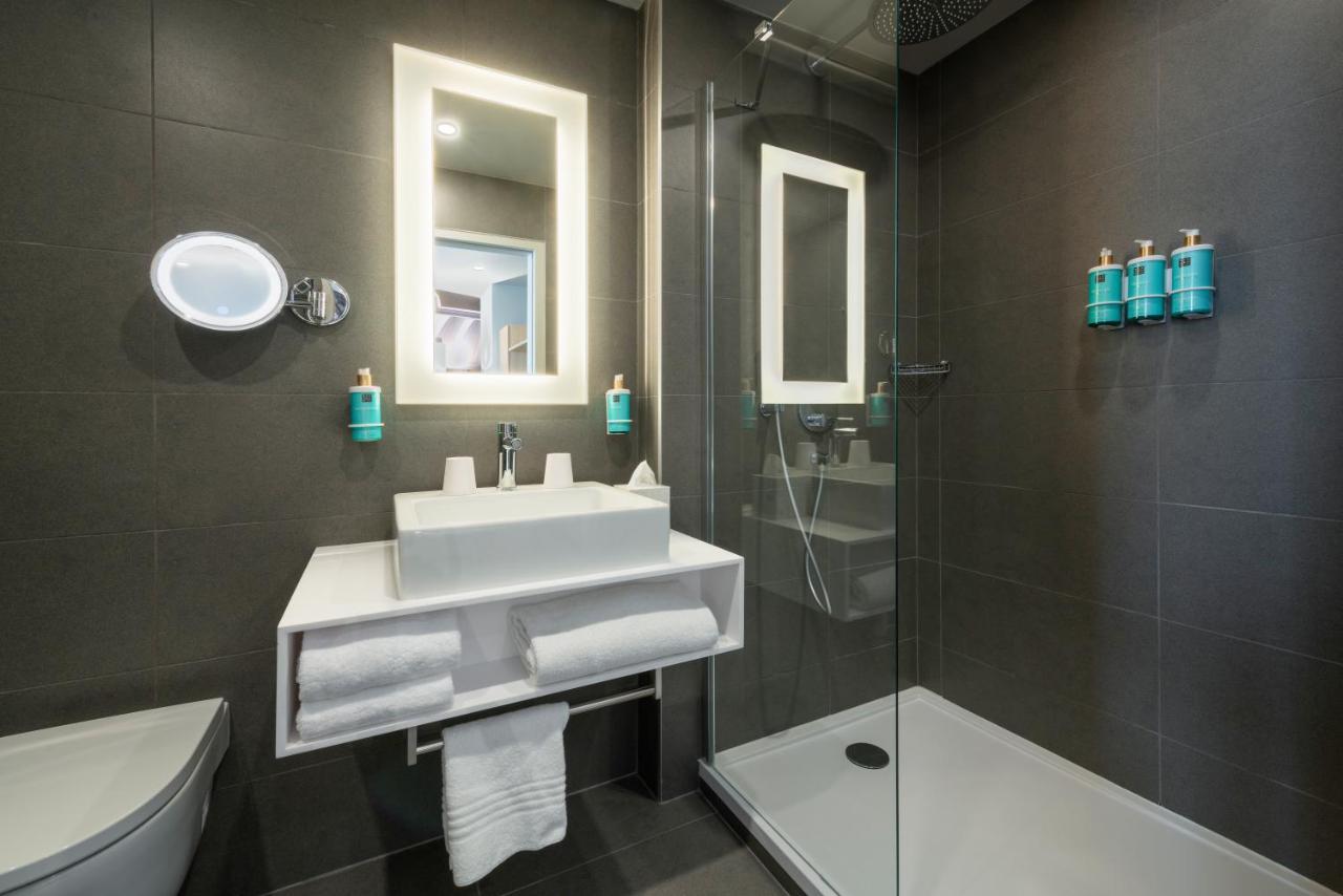 Novotel Paris 20 Belleville Bagian luar foto