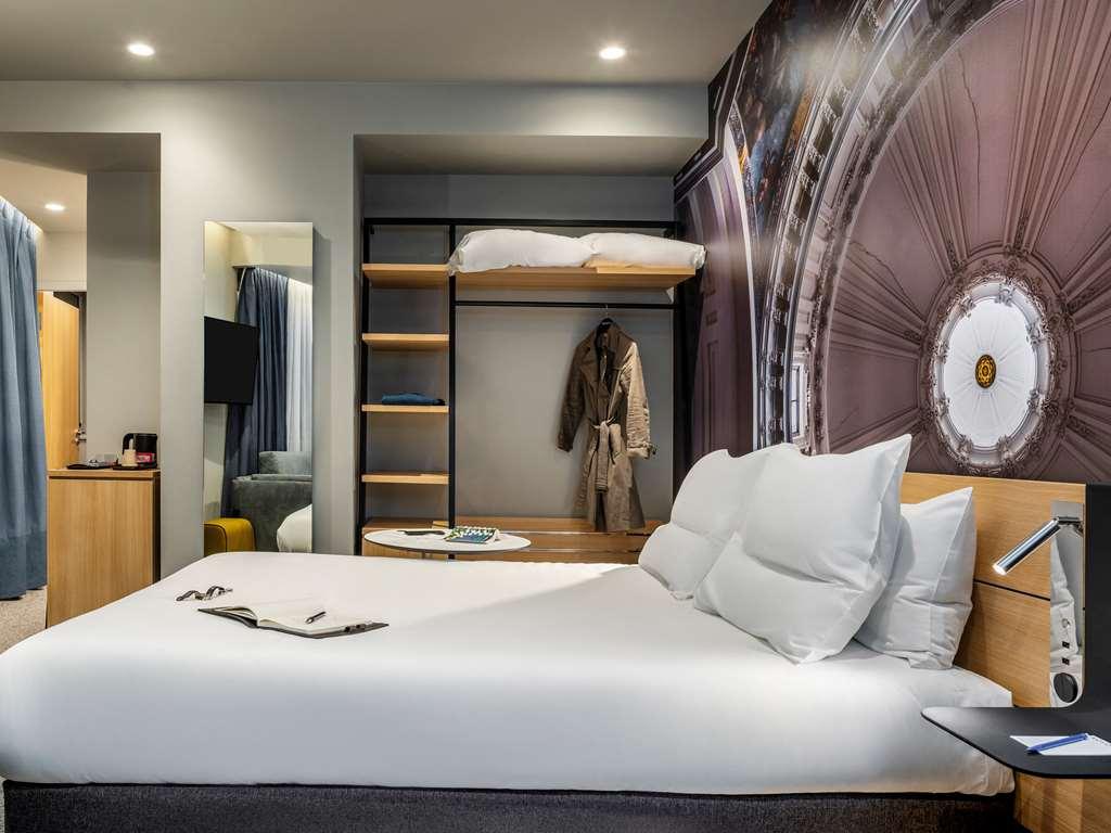Novotel Paris 20 Belleville Ruang foto