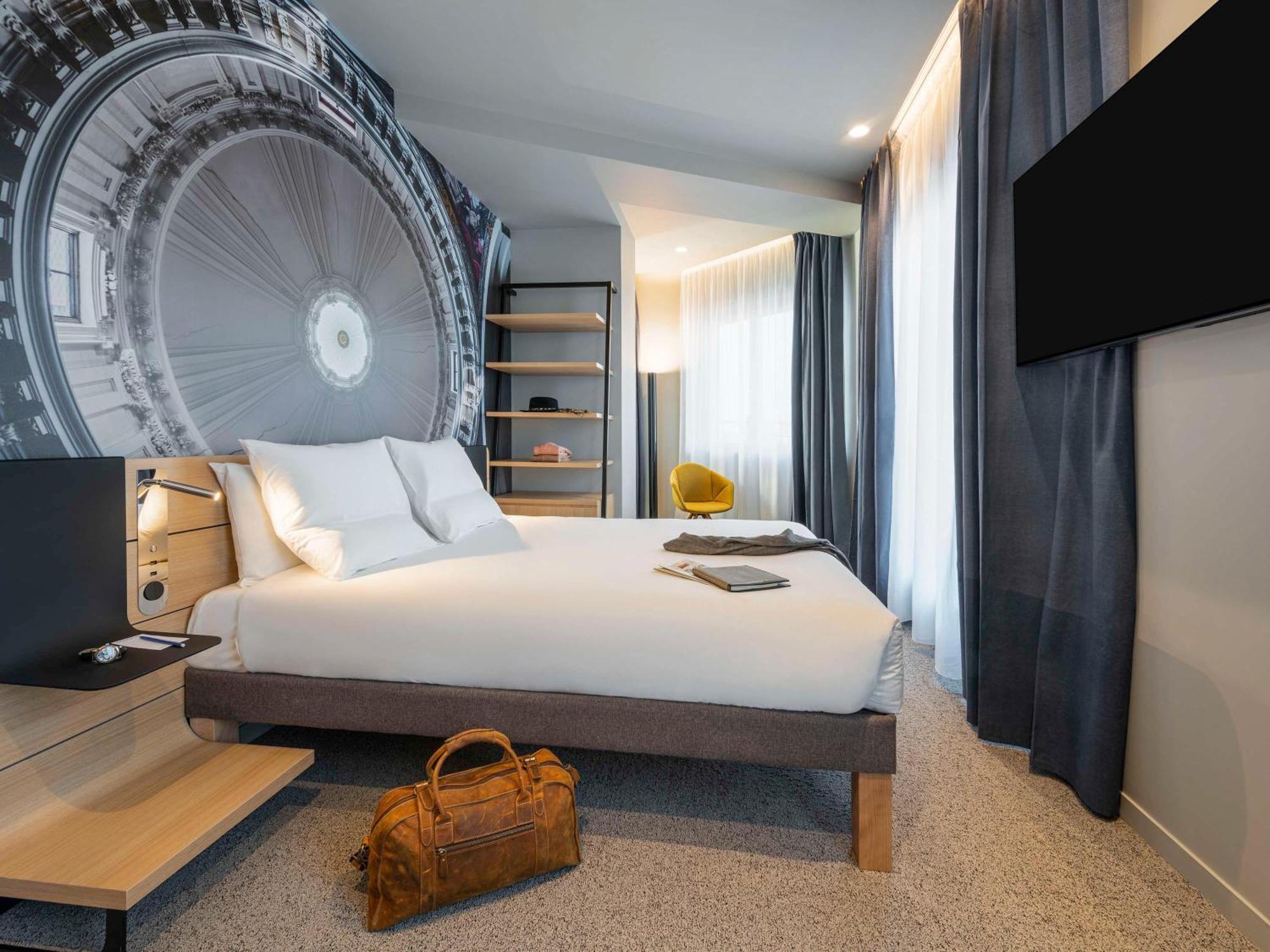 Novotel Paris 20 Belleville Bagian luar foto
